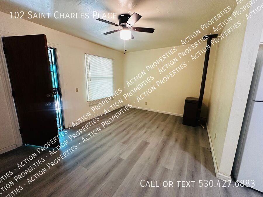 102 W Saint Charles St #3 - Photo 5 of 11