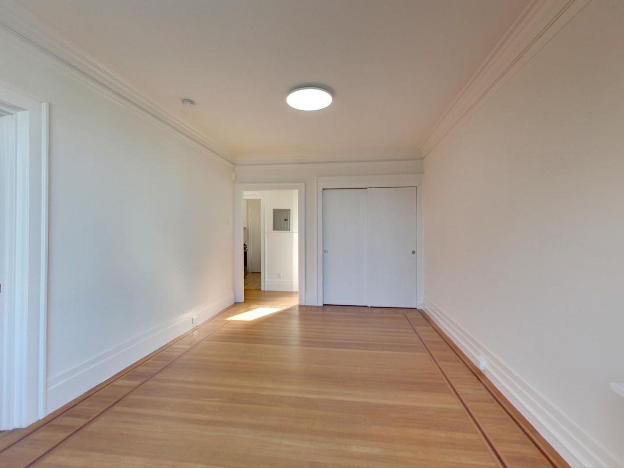 1111 Jones St #5 - Photo 4 of 17