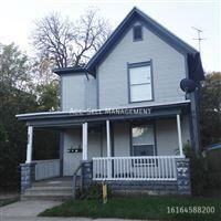 featured image of 806 Douglas St Nw #2
