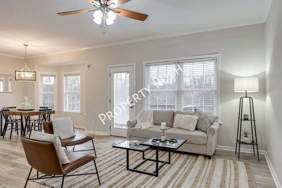 3806 Brock Rd - Photo 5 of 32