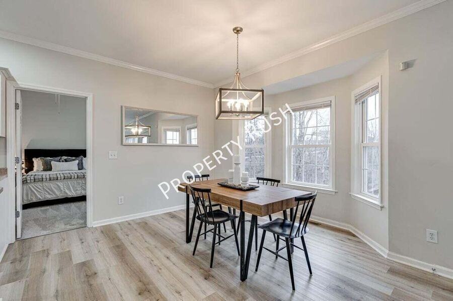 3806 Brock Rd - Photo 6 of 32