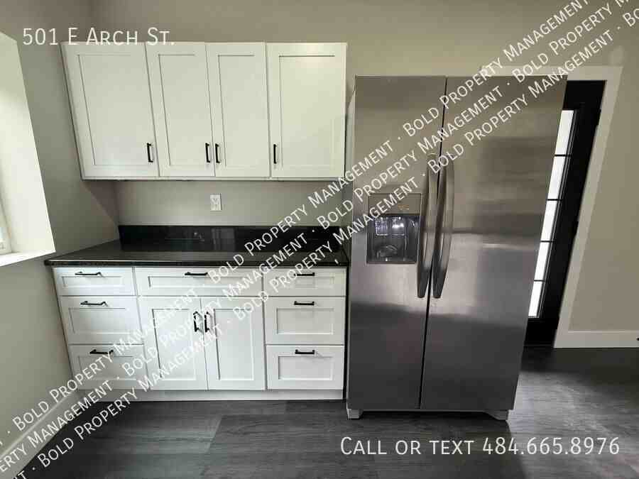 501 E Arch St - Photo 6 of 26