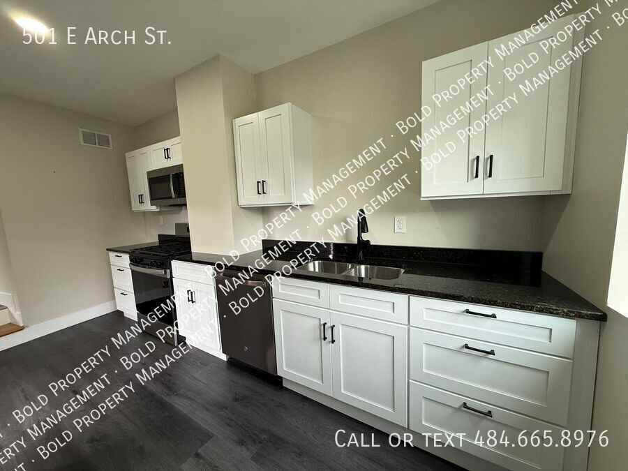 501 E Arch St - Photo 7 of 26