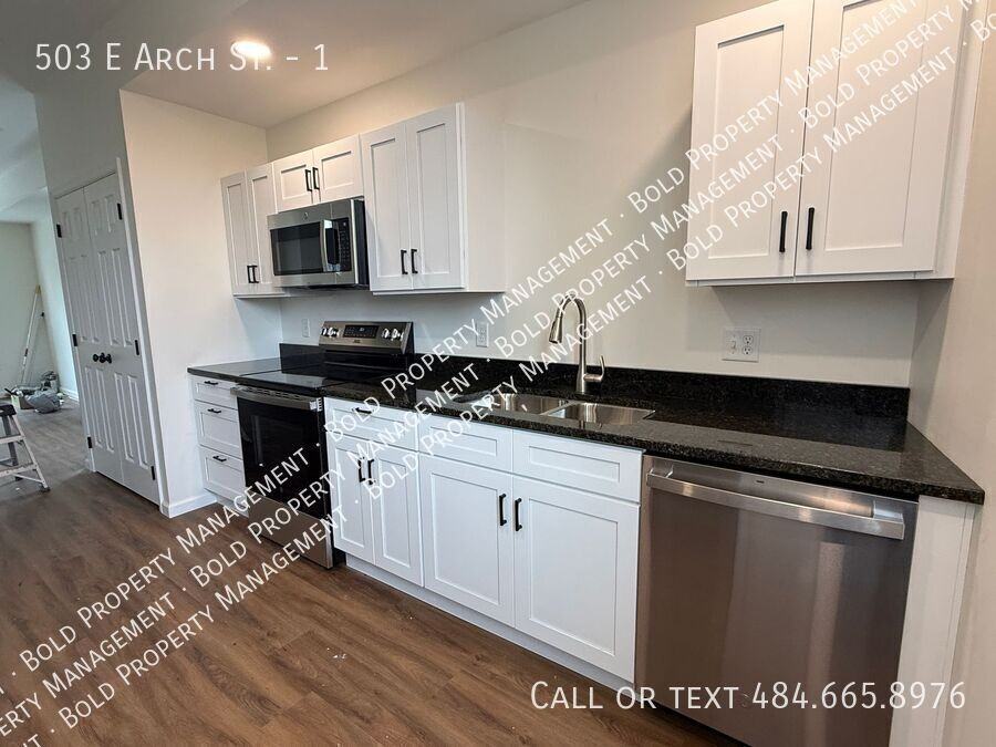503 E Arch St #1 - Photo 4 of 13