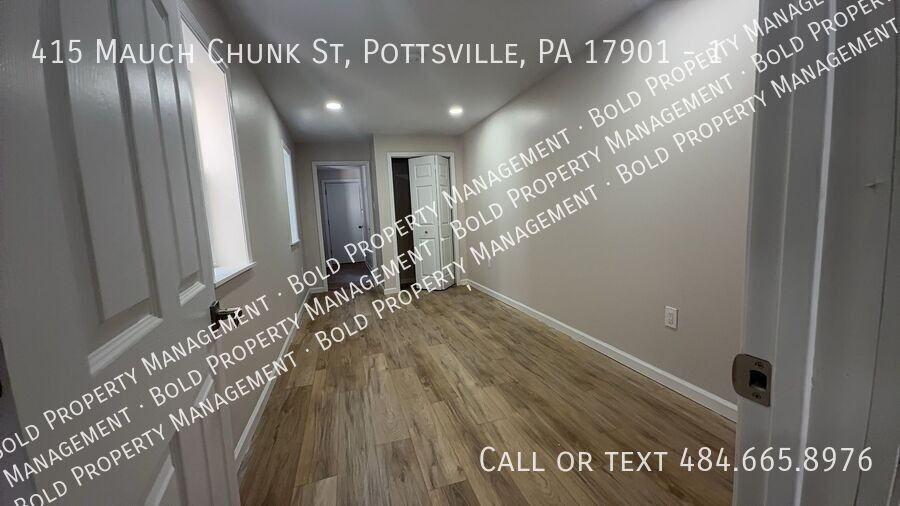415 Mauch Chunk St #1 - Photo 4 of 9
