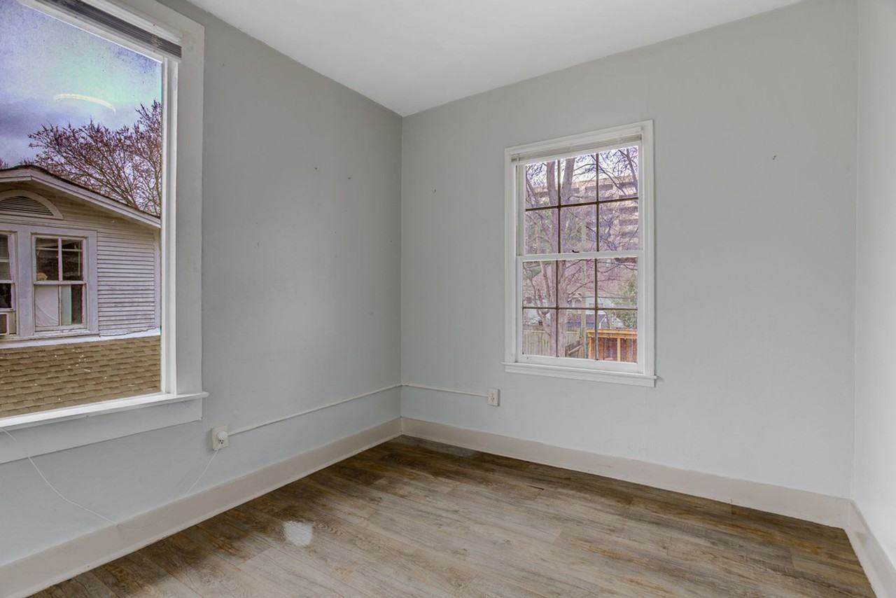 132 N Evergreen St #6 - Photo 5 of 11