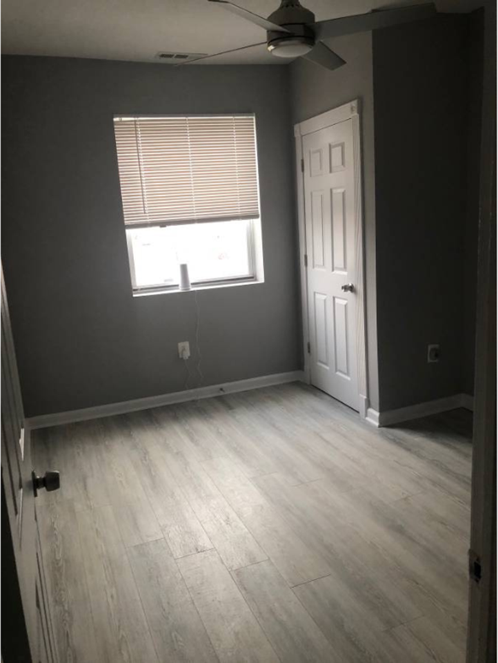3445 Juneway - Photo 2 of 16