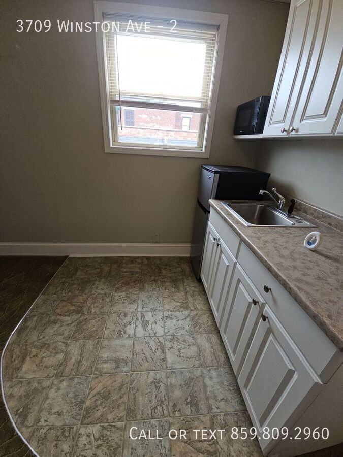 3709 Winston Ave #2 - Photo 3 of 12
