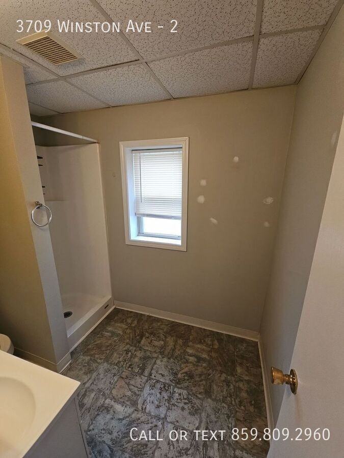3709 Winston Ave #2 - Photo 7 of 12
