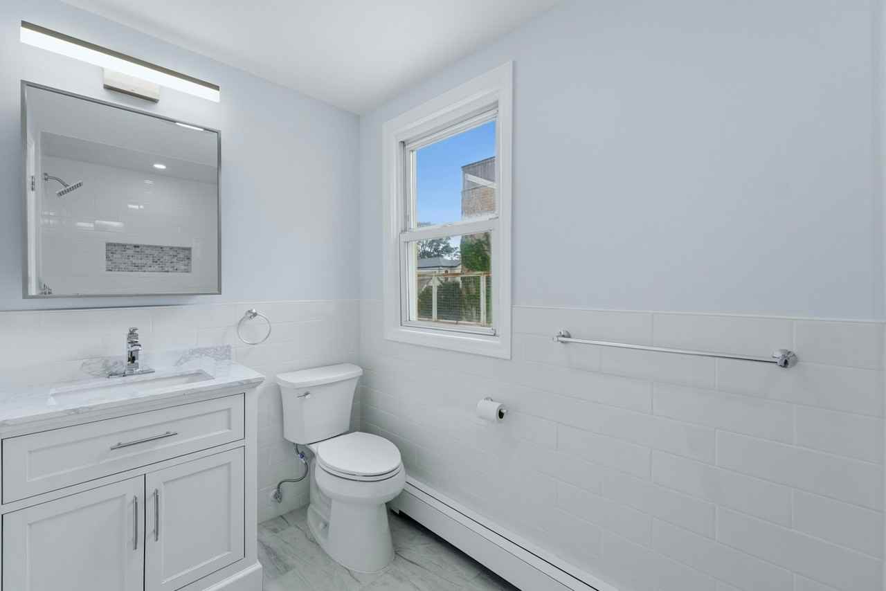 547 42nd Street, Unit 2 - Photo 6 of 14