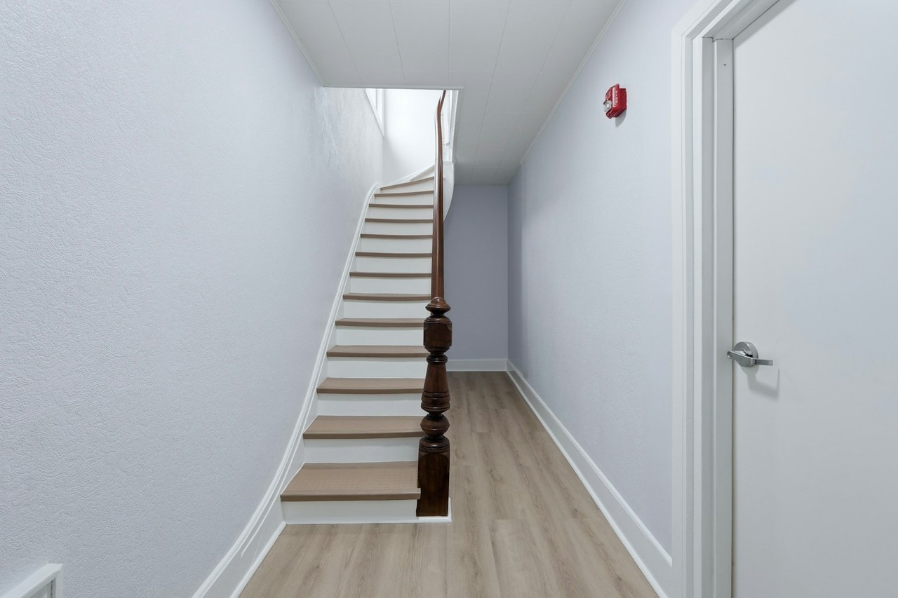 547 42nd Street, Unit 2 - Photo 3 of 15