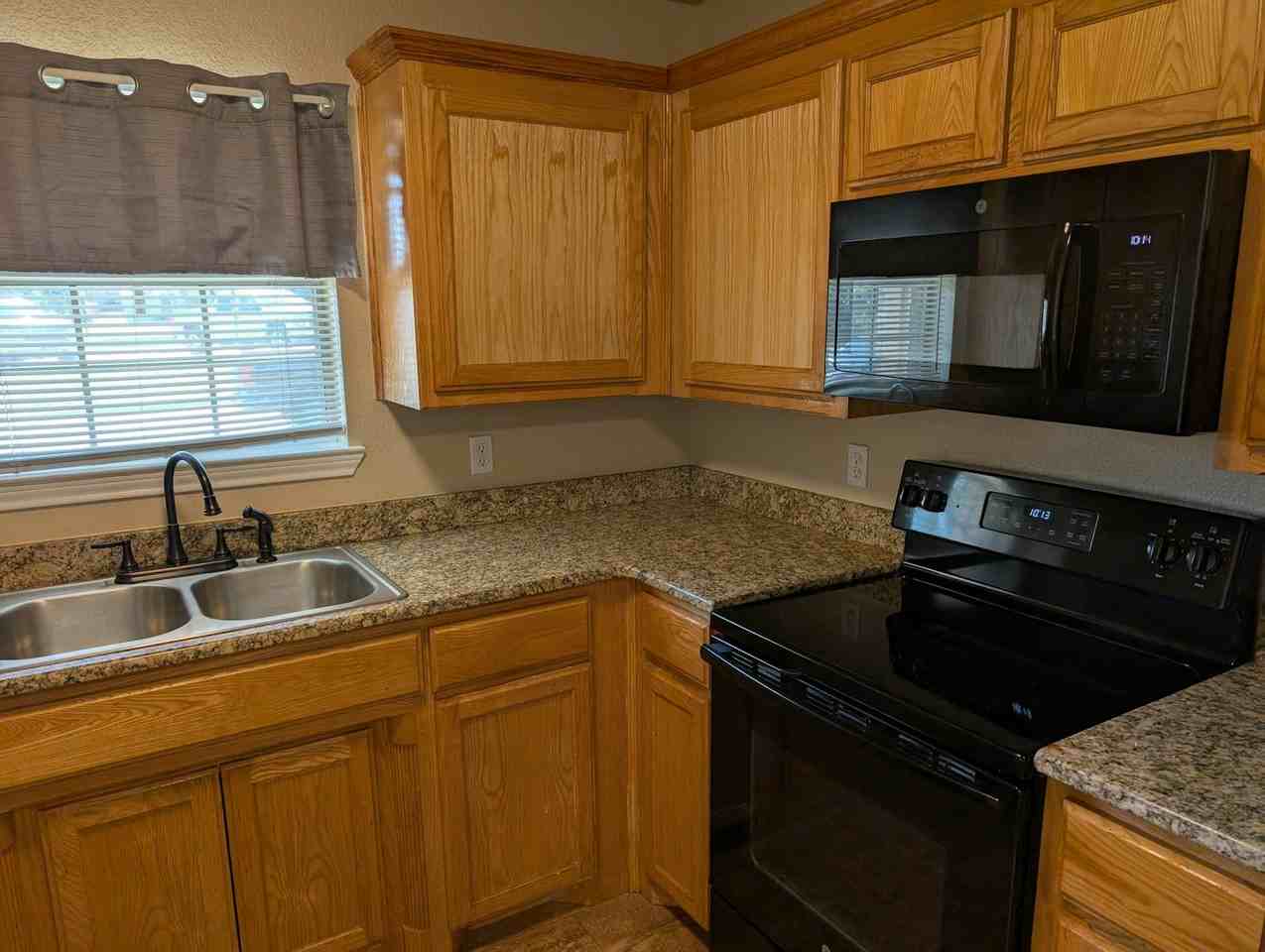 1501 9th Street, Unit 1503 - Photo 7 of 26