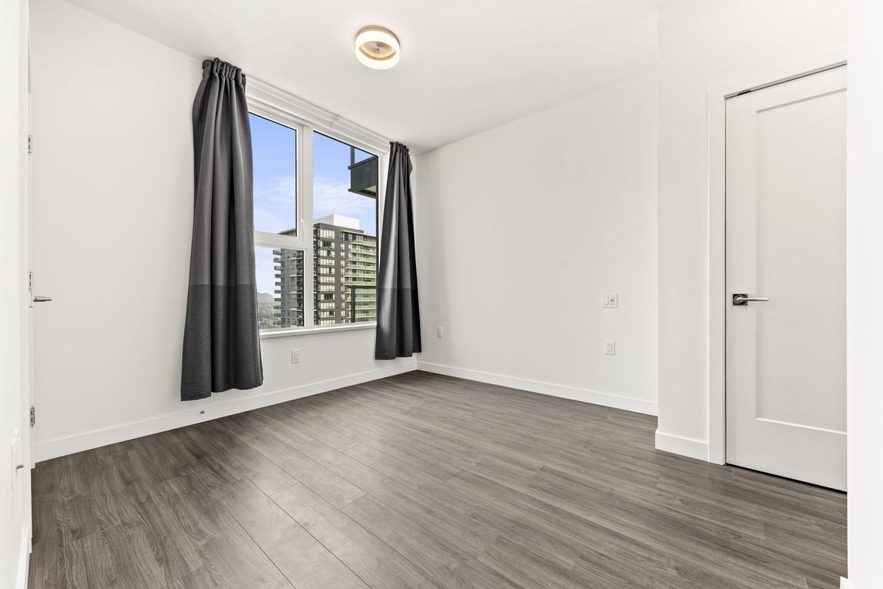 6699 Dunblane Avenue - Photo 5