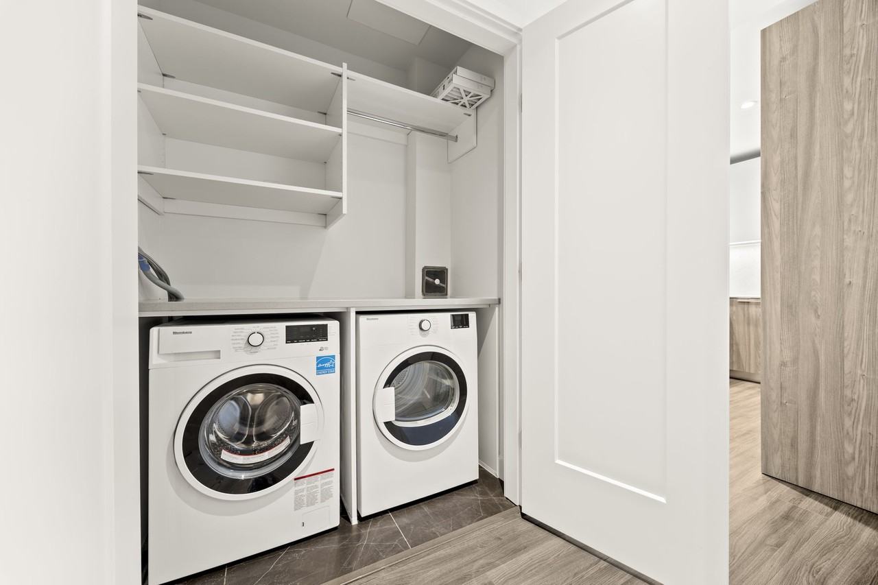 6699 Dunblane Avenue - Photo 13