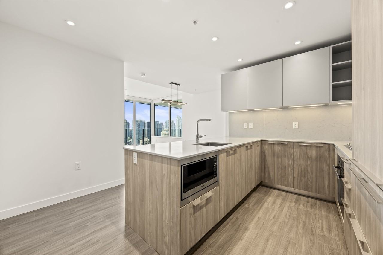 6699 Dunblane Avenue - Photo 14