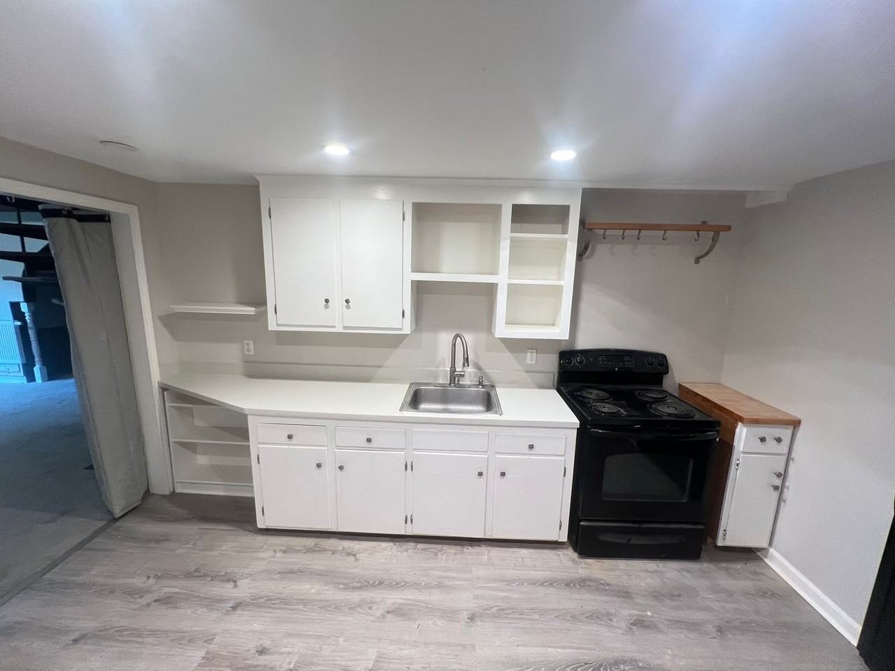 172 Chestnut St #13 - Photo 4 of 33