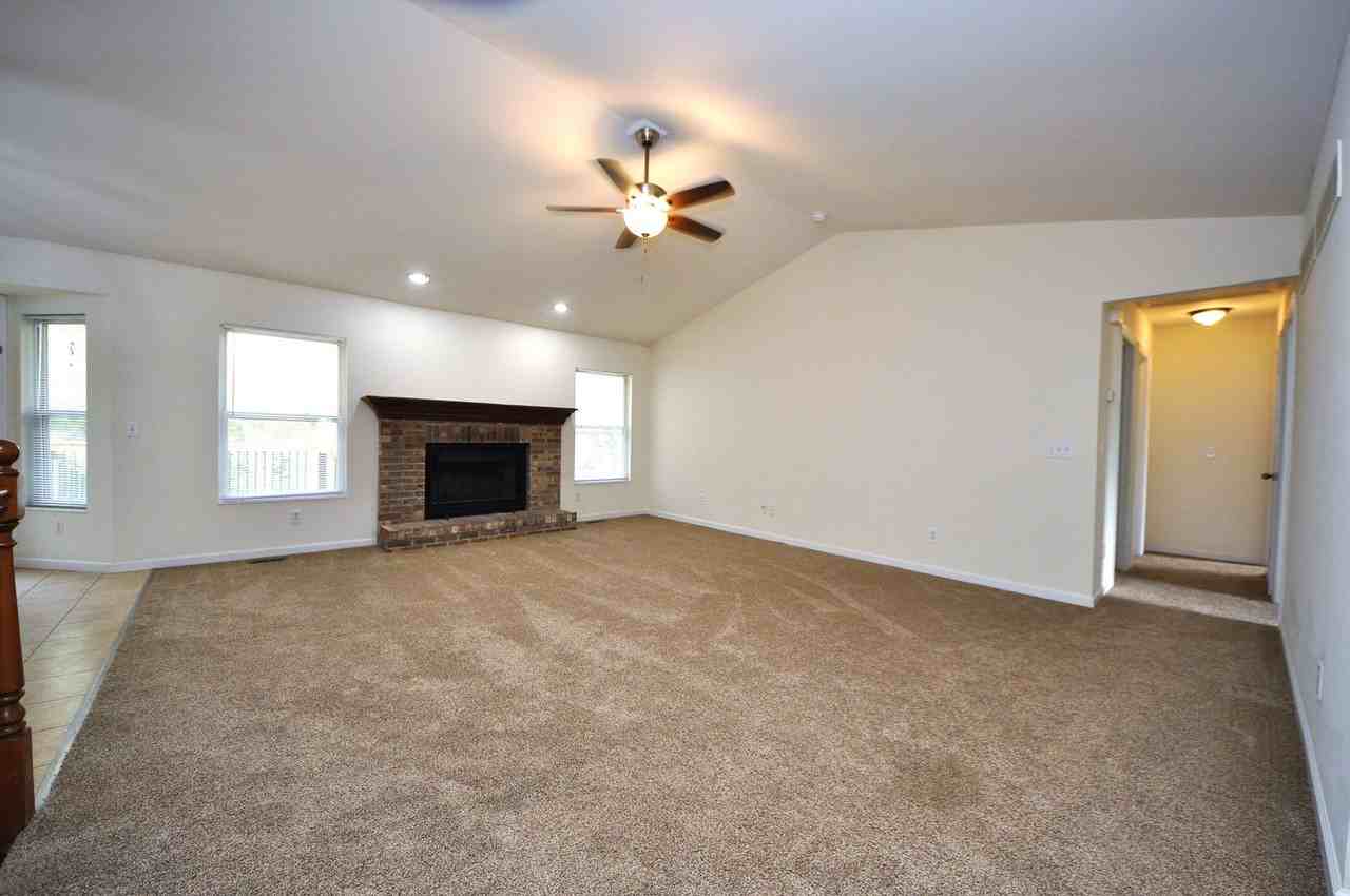 131 Choctaw Dr - Photo 7 of 31