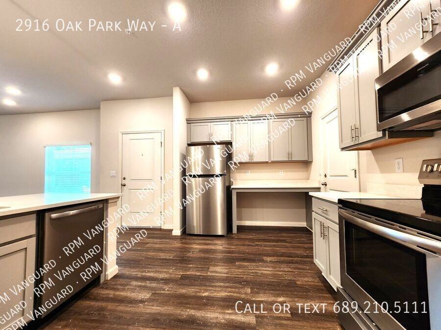 2916 Oak Park Way #A - Photo 5 of 20