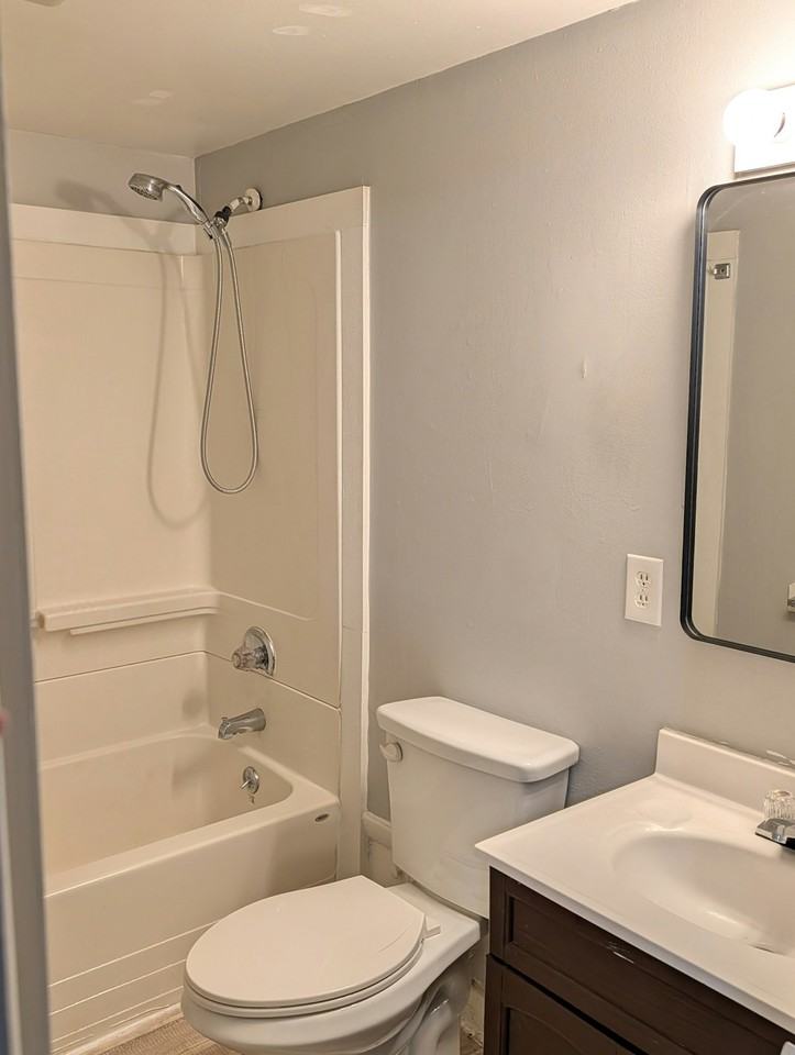 35 Clinton Street, Unit 35B - Photo 2 of 7