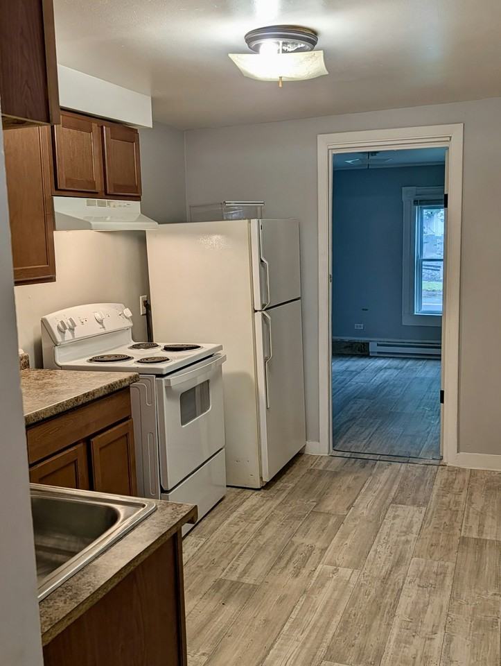 35 Clinton Street, Unit 35B - Photo 5 of 7
