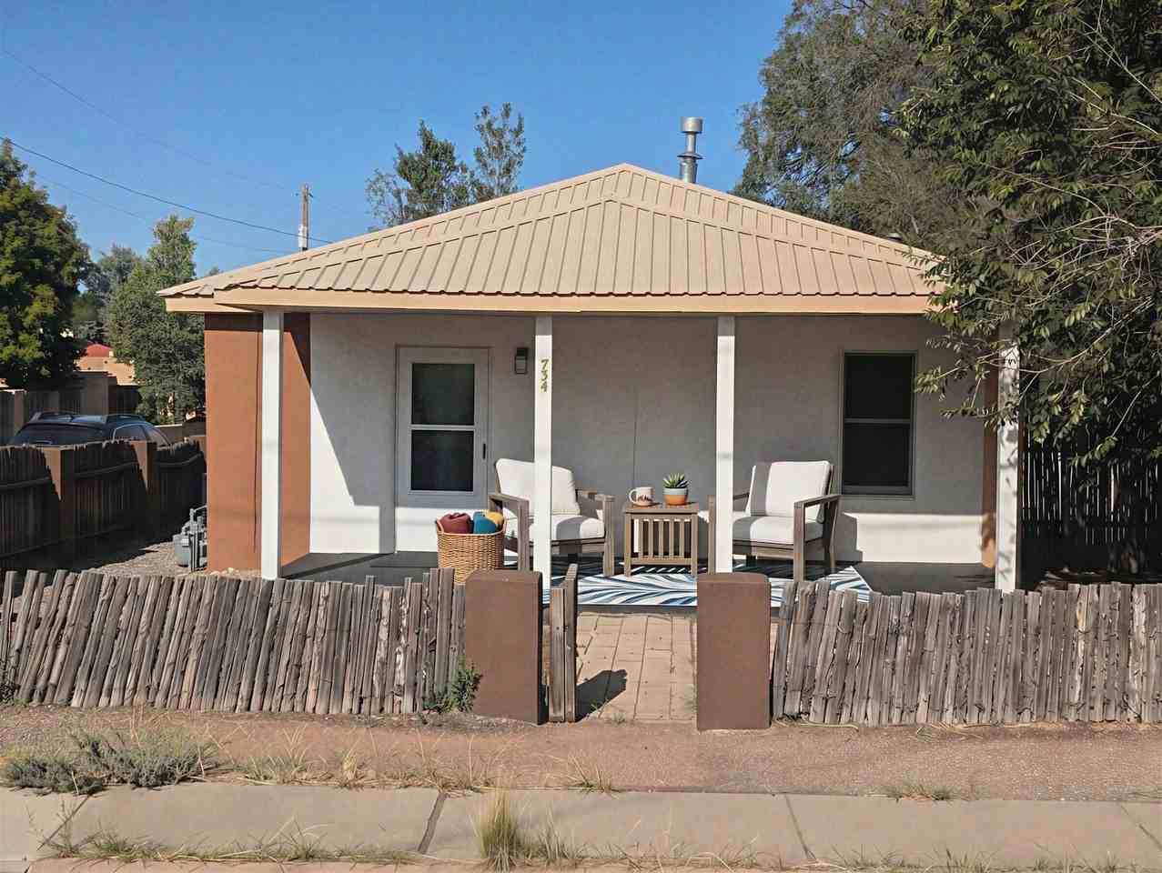 734 Baca St - Photo 4 of 15