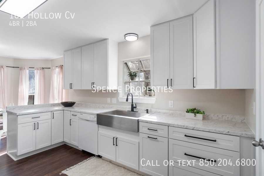 102 Hollow Cv - Photo 3 of 30