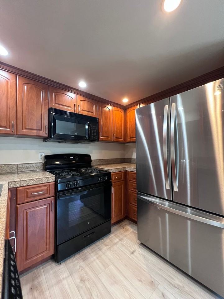4375 37th St #11 - Photo 7 of 17
