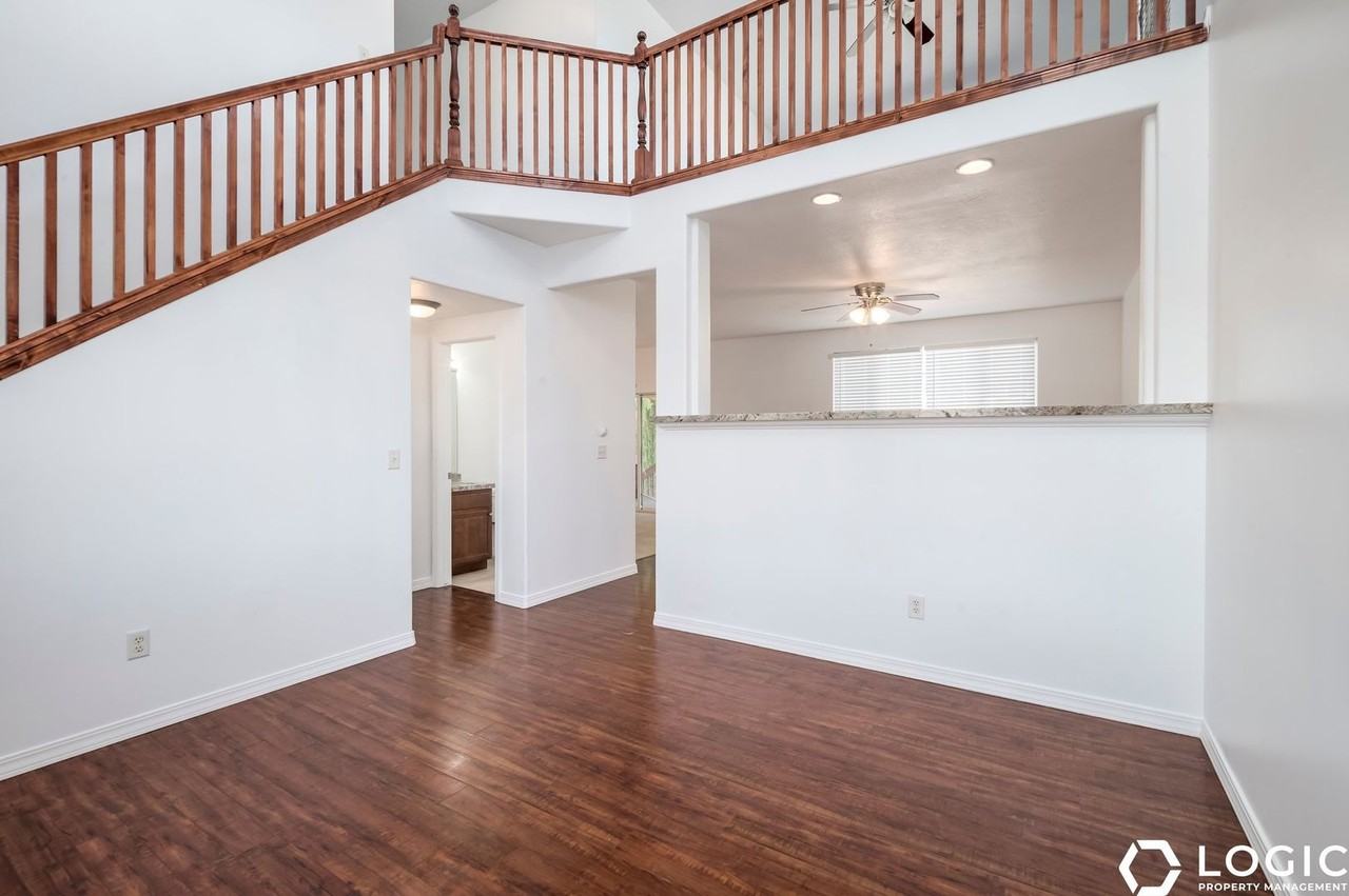 5878 W Arlinridge Dr - Photo 5 of 22