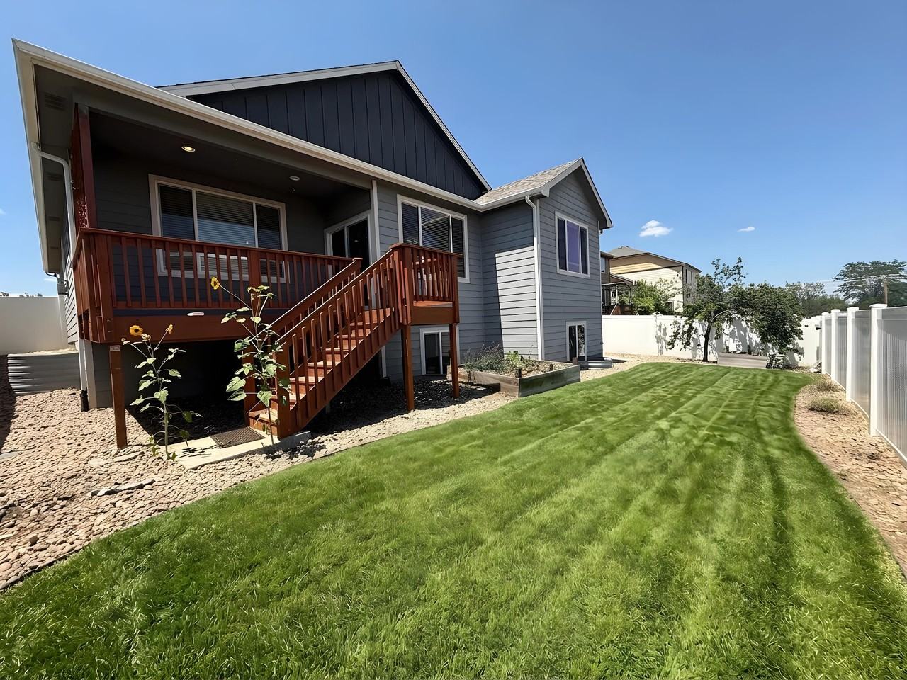 3542 Lissa Dr - Photo 4 of 15