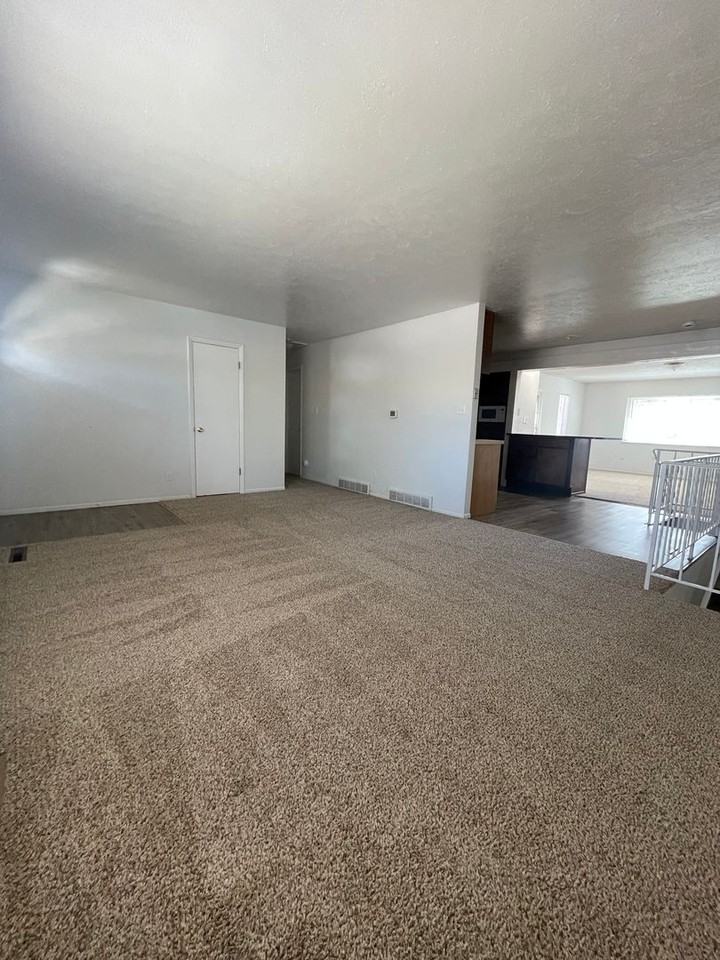 3113 De Cortez St - Photo 4 of 31