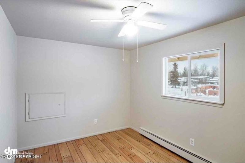 2807 Turnagain St #1 - Photo 5 of 8