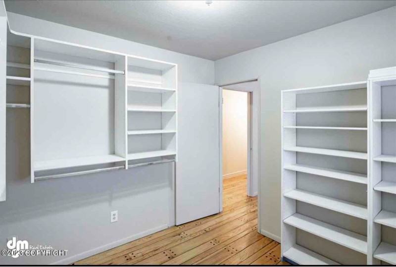 2807 Turnagain St #1 - Photo 6 of 8
