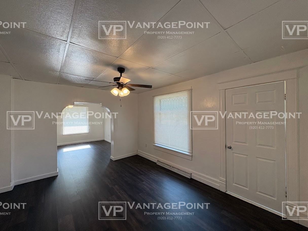 407 N Lafayette St Lowr - Photo 6 of 18