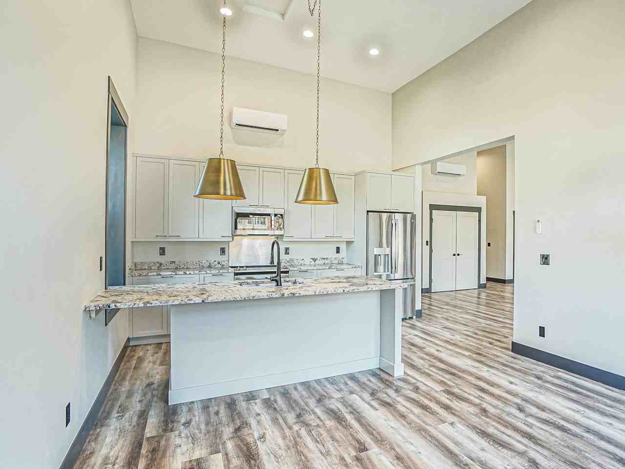 120 W 9th St #A - Photo 7 of 20