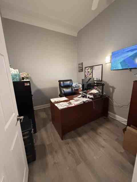 645 Norton Street -Office Space - Photo 6 of 14