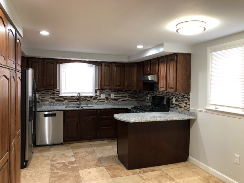 28 Bolton St - Photo 2 of 7