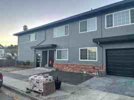 featured image of 2171 Peach St #2