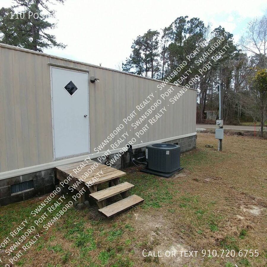 110 Poston Dr - Photo 3 of 31