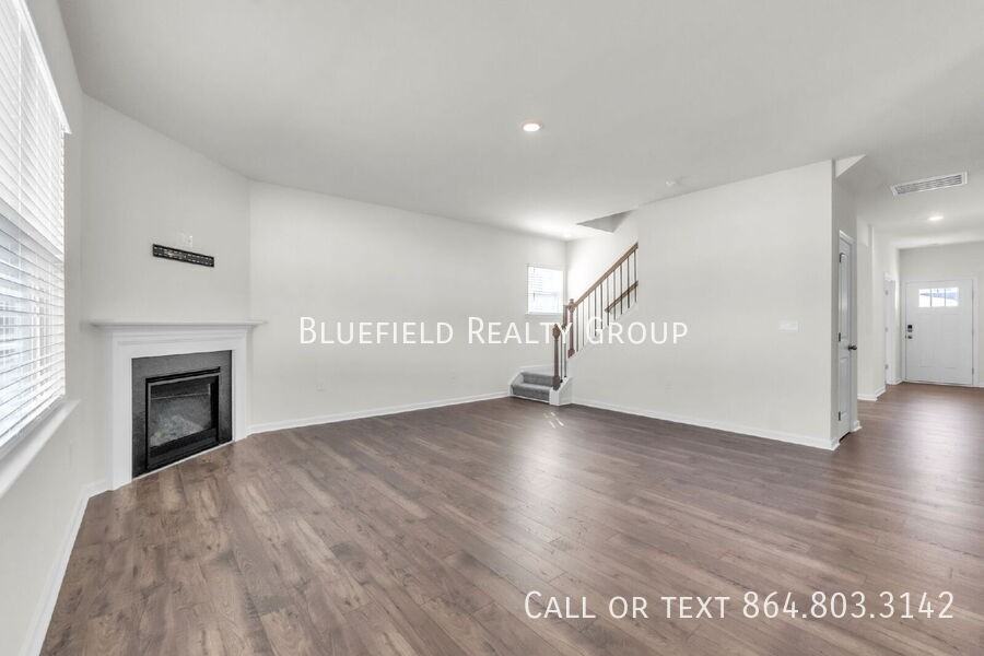 380 Fenwick Dr - Photo 5 of 41
