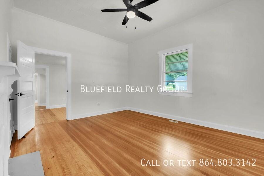 8 Brock St - Photo 5 of 28