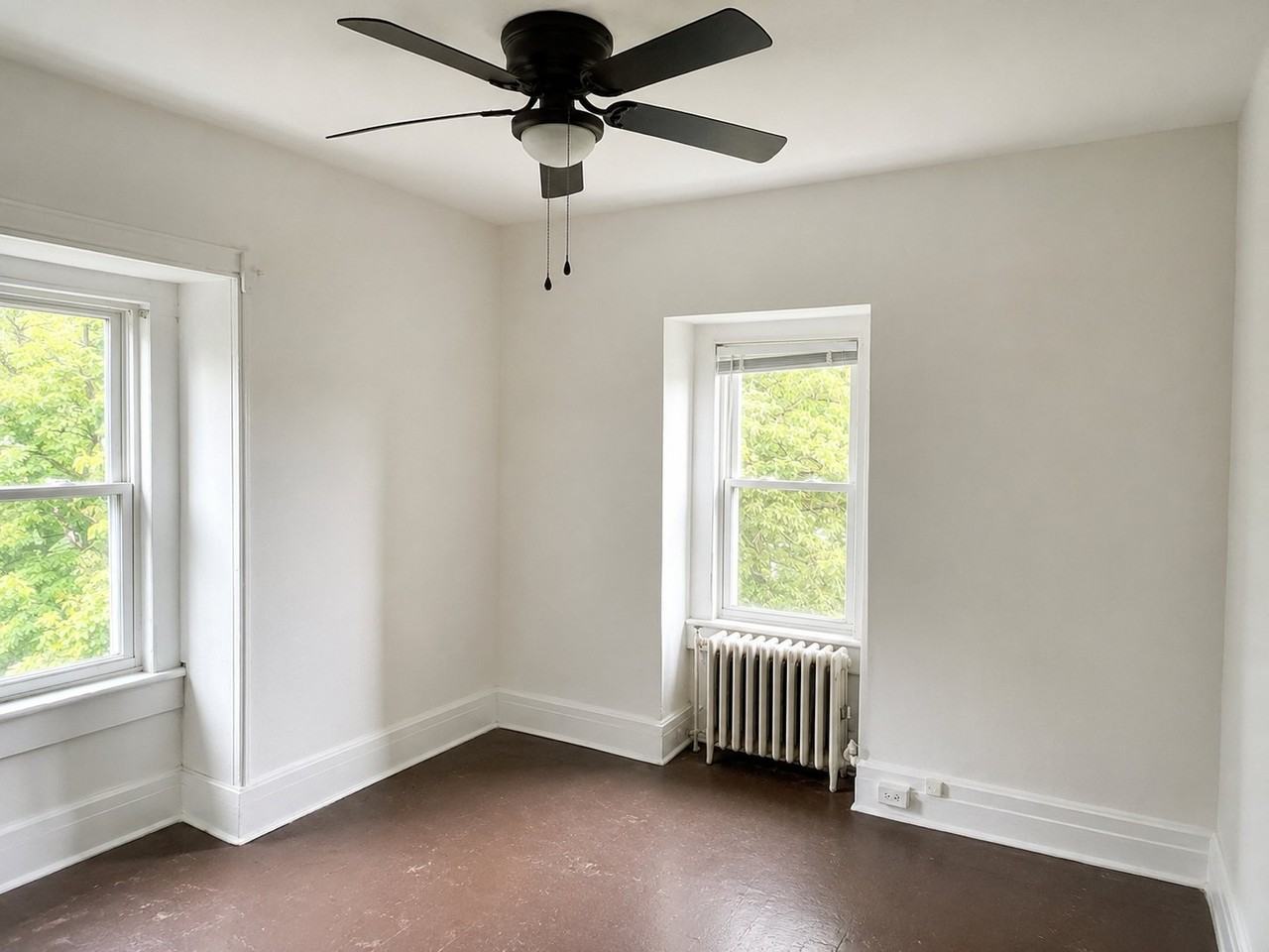 40 N Chestnut St - Photo 3 of 10