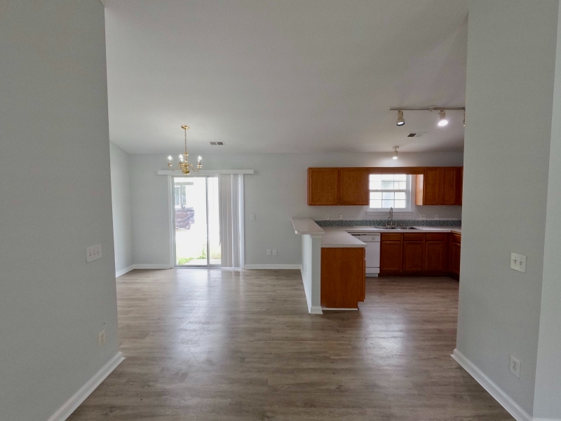 5005 Wickalow Way - Photo 3 of 19