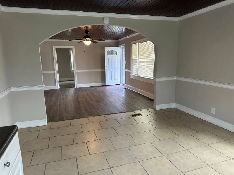 6401 Stantonsburg Rd - Photo 5 of 20