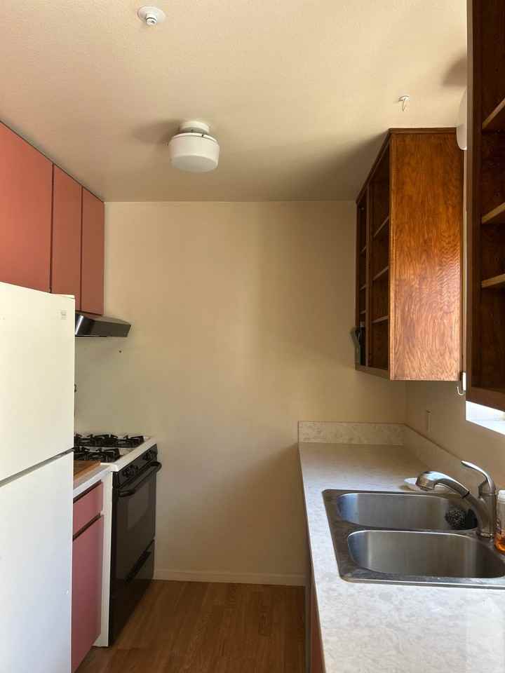 355 N Chorro St #1 - Photo 6 of 11