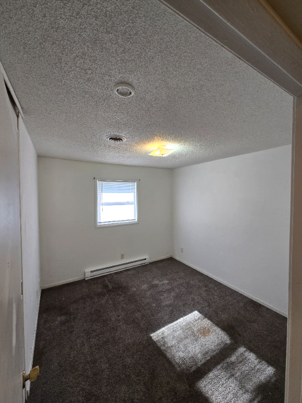 518 6th Ave #3 - Photo 5 of 7
