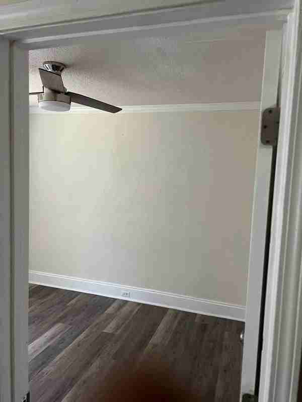 231 Spring St Sw #REAR - Photo 3 of 12
