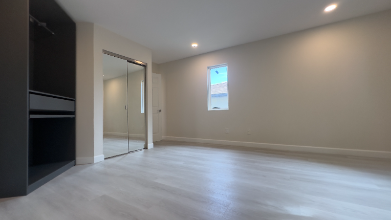 39391 Tiburon Dr #2 - Photo 4 of 17