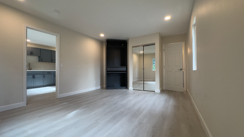 39391 Tiburon Dr #2 - Photo 6 of 17
