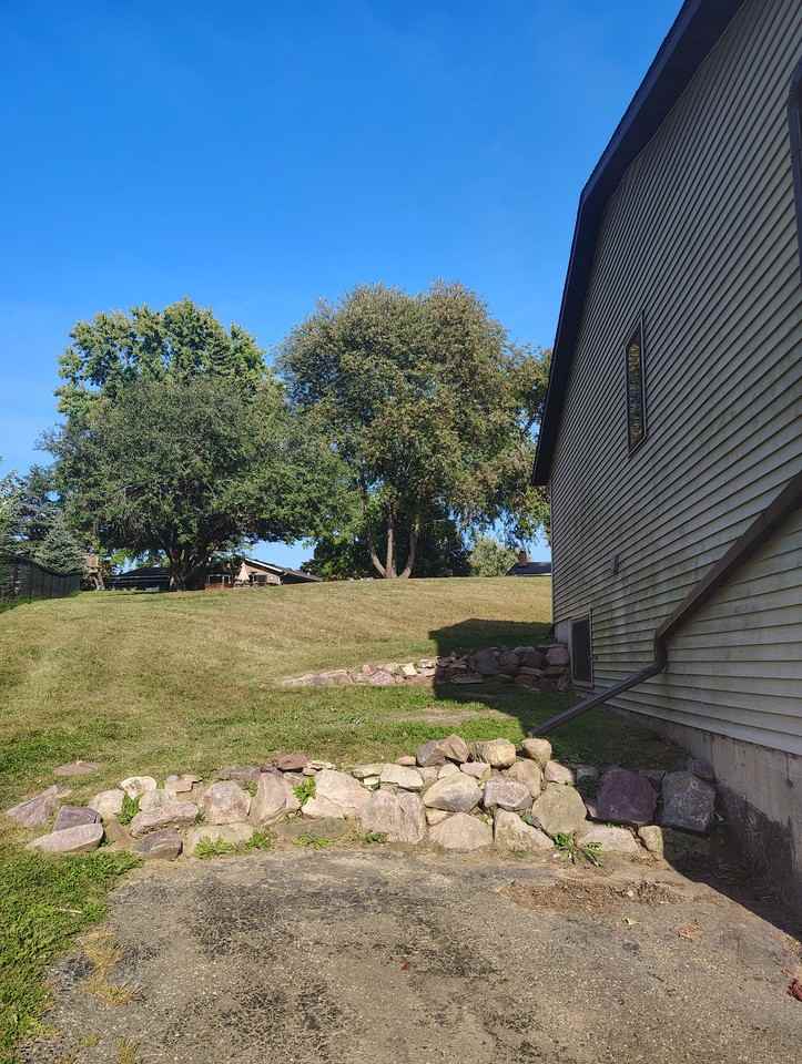 700 Iroquois Ct #701 - Photo 2 of 12