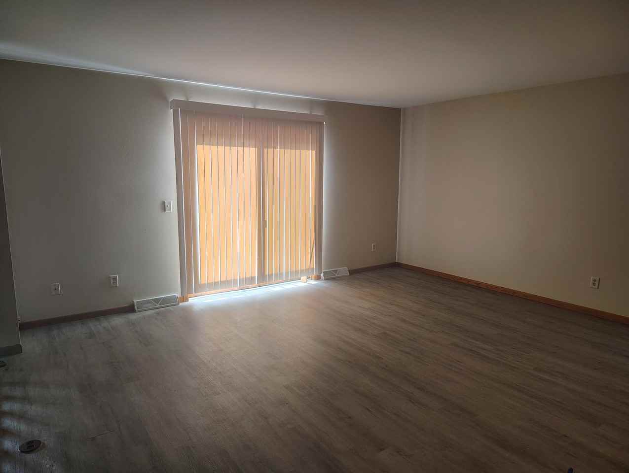 700 Iroquois Ct #701 - Photo 5 of 12